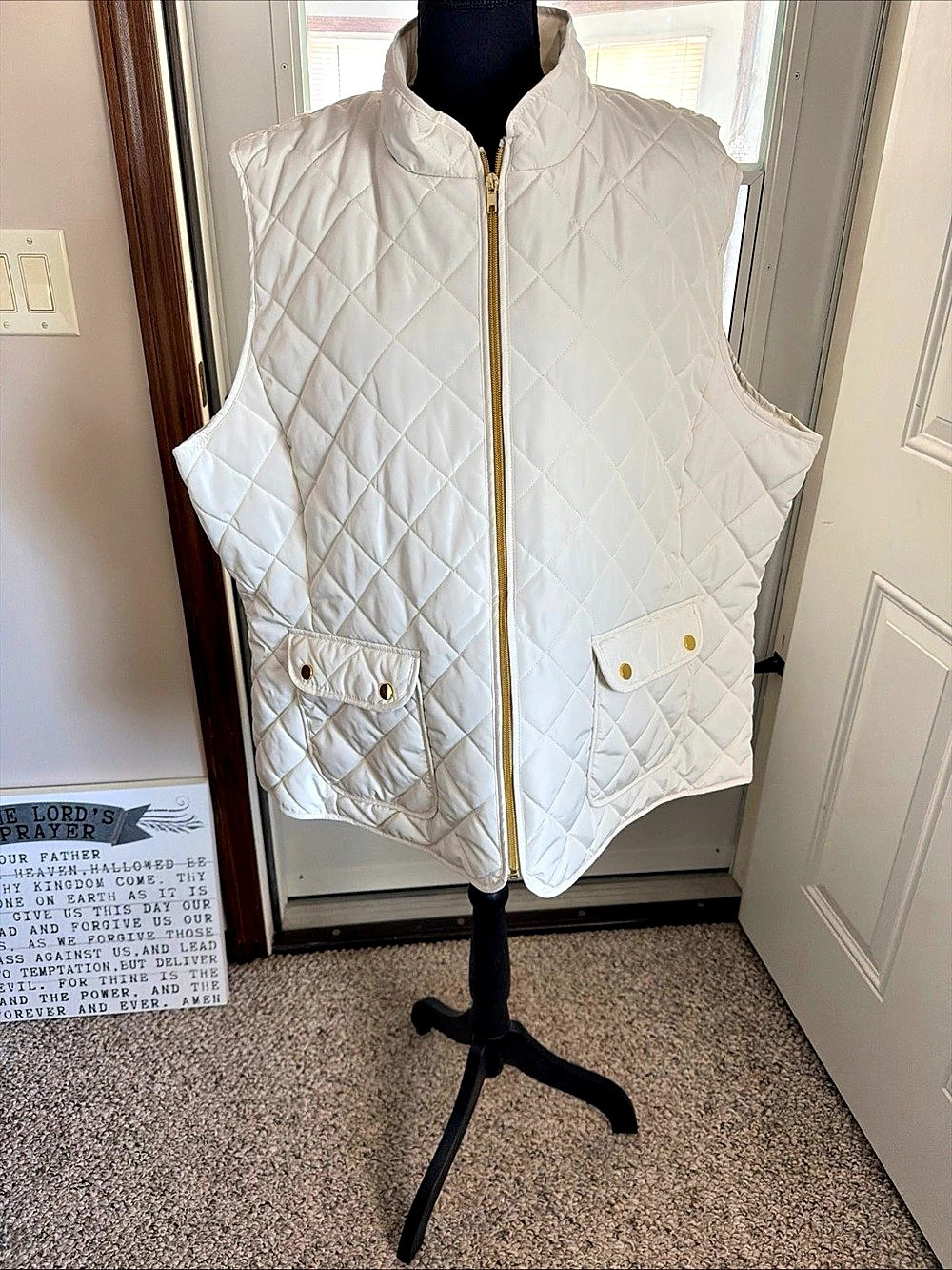 St. John's Bay Quilted Vest in White Size 3X
